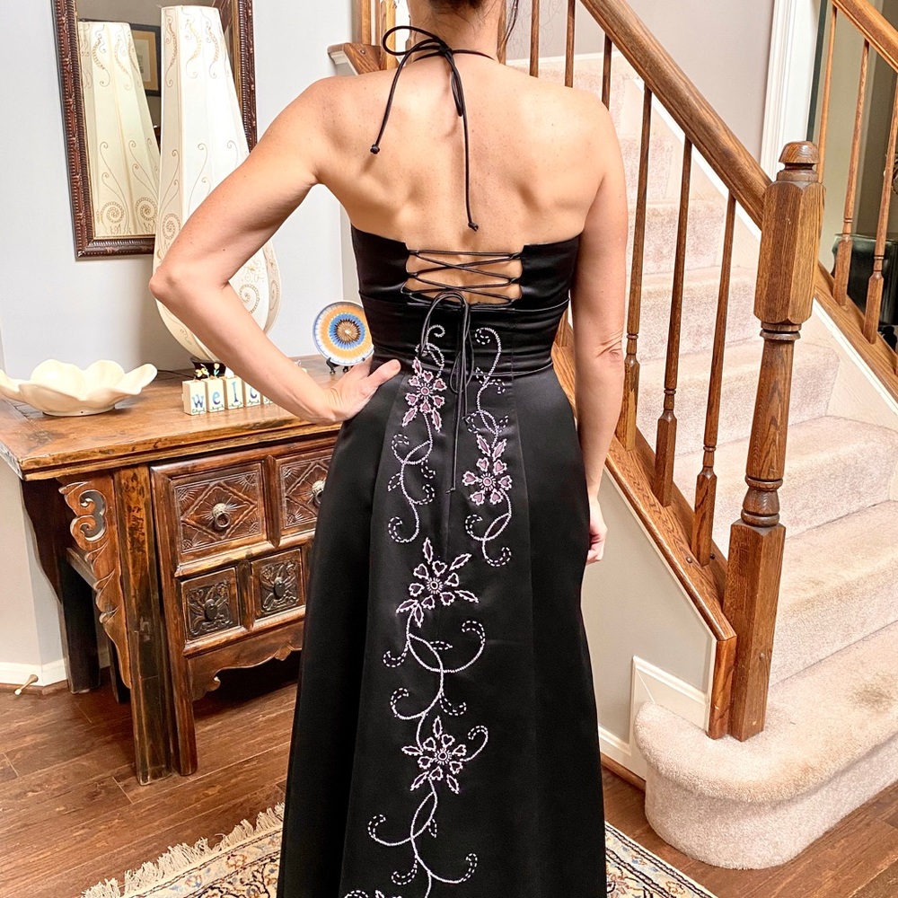 Black Lace Up Evening Gown - Picture 3 of 3